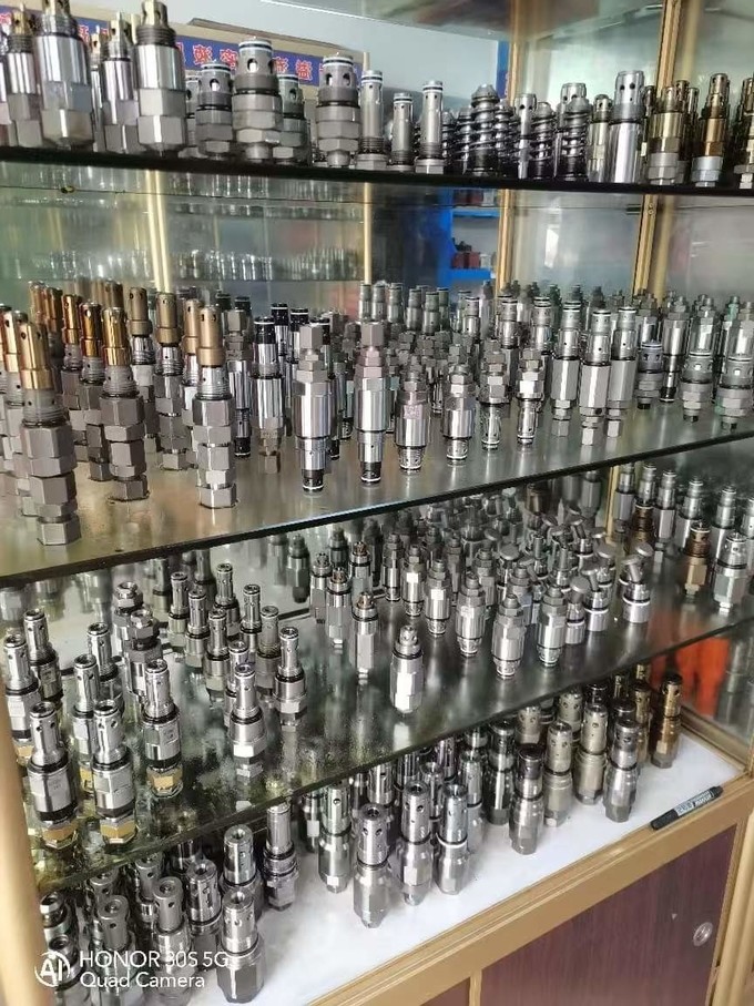 চীন Guangzhou Gangwo Engineering Machinery Parts Department সংস্থা প্রোফাইল